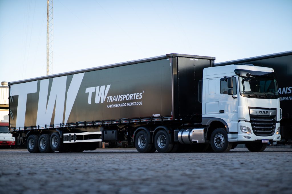 tw-transportes-referencia-em-logistica-no-agro